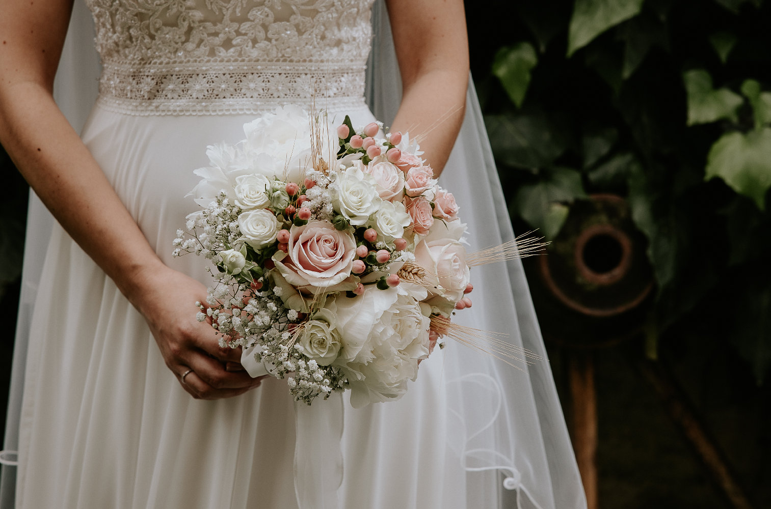 Abiti da sposa su misura ad Alessandria realizzati da Alinda Scudo